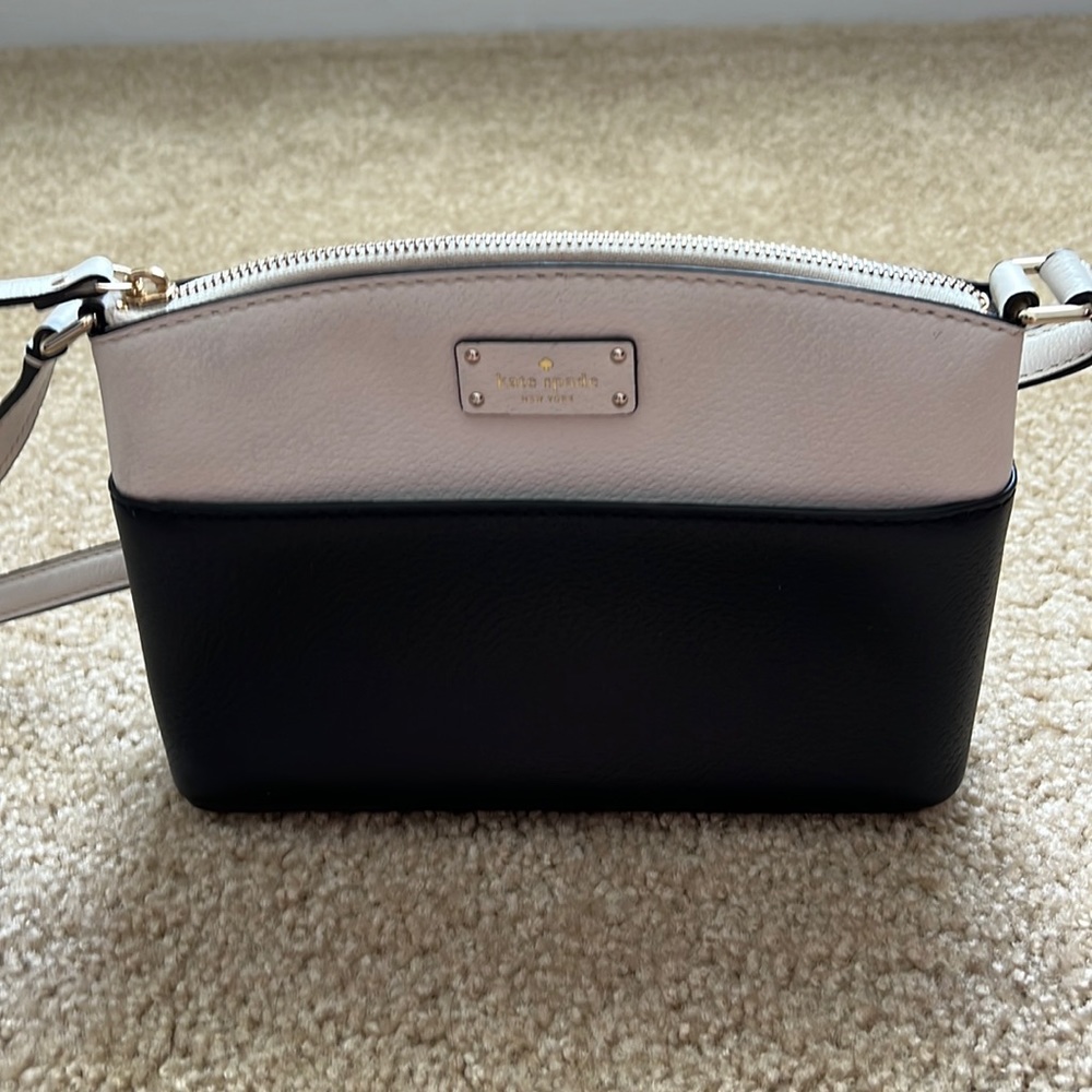 Kate Spade crossbody mini - Picture 1 of 4